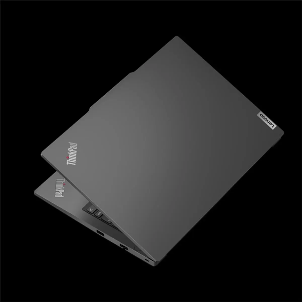 LENOVO-COM 21M7001YHV ThinkPad E14 14" 1920x1200 WUXGA 16:10 DDR5 16GB 512GB Windows 11 Pro Thunderbolt HDMI 2xUSB-C 57Wh 3-cell Ultra 7-155H fekete #9