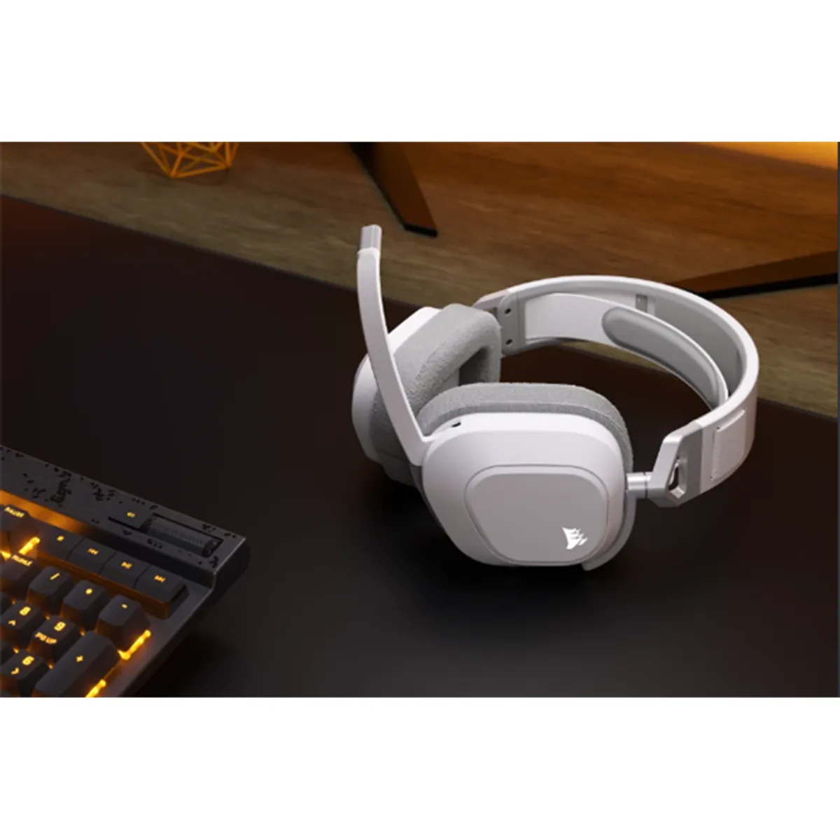 Corsair CA-9011296-EU HS80 MAX Vezeték nélküli fejhallgató Dolby Atmos RGB fehér #9