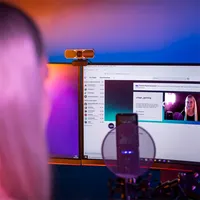 HAMA 00186090 URAGE REC 900FHD 1080p60 autofocus expozíció-korrekció kétszintű LED világítás beépített sztereó mikrofon zajszűrővel zárható lencse #5
