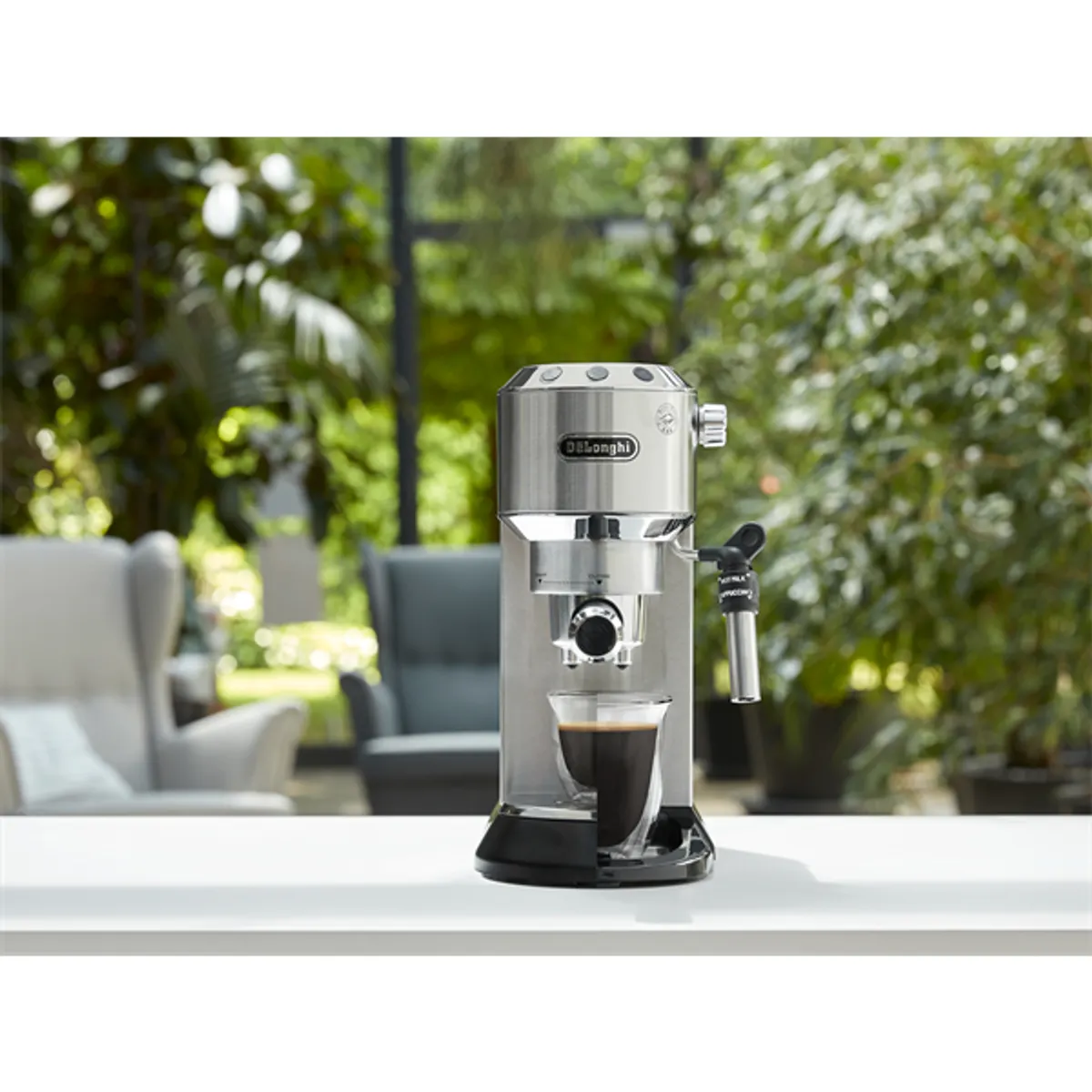 DELONGHI EC685.M Dedica Style 15 bar nyomás Thermoblock tejhabosító 1-2 csésze ESE podok 15 cm széles fém test #6