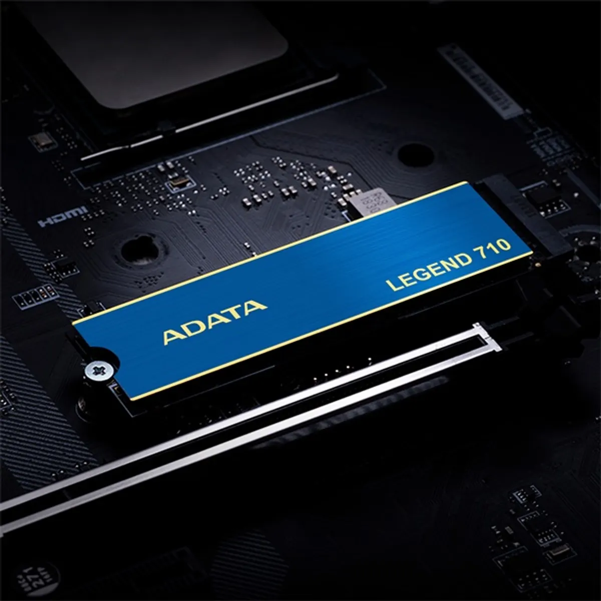 ADATA ALEG-710-1TCS Legend 710 M.2 PCIe Gen3 x4 NVMe 1.4 1TB 2400 1800 MBps #1