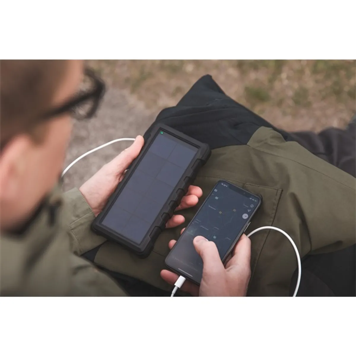 SANDBERG 420-38 Outdoor Solar Powerbank 24000 IP67 napelemes USB-C bemenet 5V3A USB-C kimenet 5V3A 2x USB-A kimenet QC3.0 5V3A 9V2A 12V1.5A #3