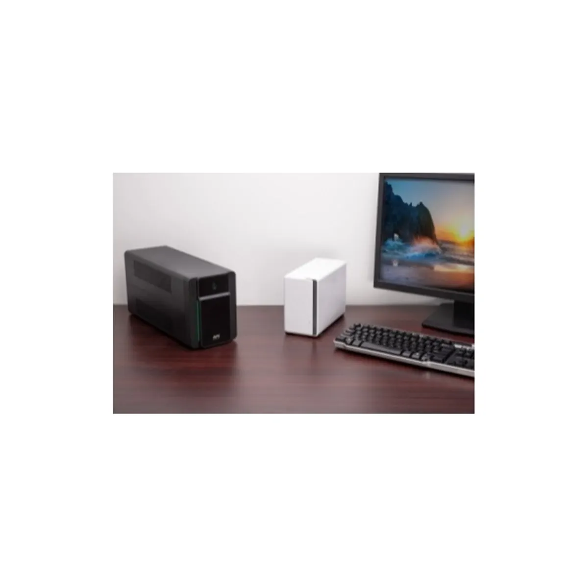 APC BVX2200LI BVX 2200VA UPS AVR 230V 6 IEC 320 C19 #4