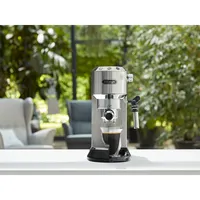 DELONGHI EC685.M Dedica Style 15 bar nyomás Thermoblock tejhabosító 1-2 csésze ESE podok 15 cm széles fém test #6
